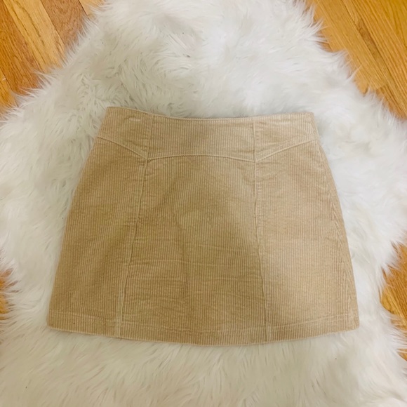 Cordoroy beige/tan skirt - Picture 3 of 5